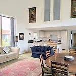 Salton Barns