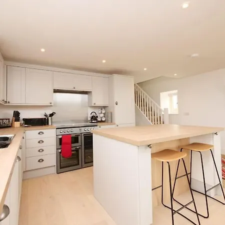 Salton Barns Apartment *