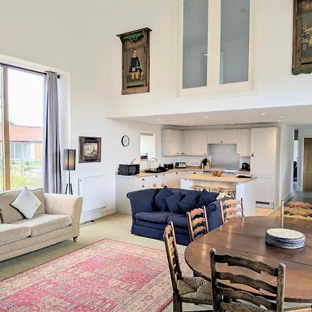 Salton Barns Great Edston